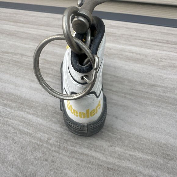 Pittsburgh Steelers Sneaker Shoe Key Chain Christmas Tree Ornament - Picture 5 of 5